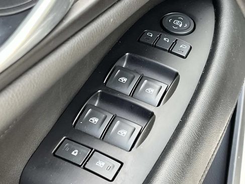 Used 2020 Cadillac Escalade Luxury AWD/4WD image 33