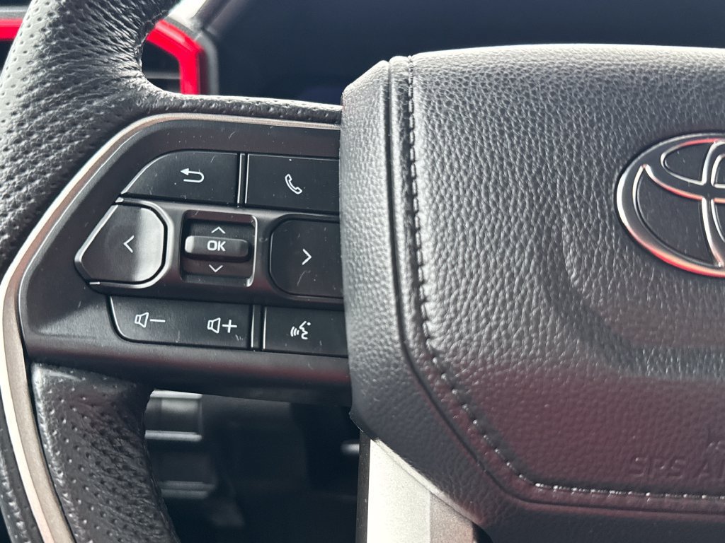 Used 2025 Toyota Tacoma TRD Off-Road AWD/4WD image 19