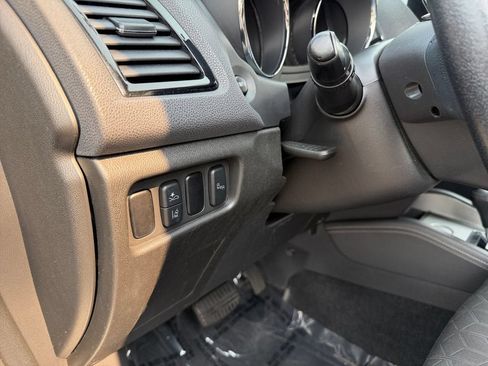 Used 2021 Mitsubishi Outlander Sport SE FWD image 19
