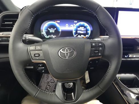 New 2026 Toyota Crown XLE image 29