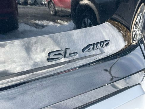 Certified 2023 Nissan Pathfinder SL w/ Black Appearance Package image 31