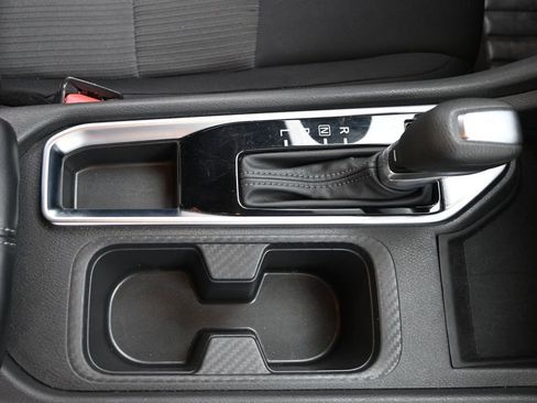 Used 2025 Nissan Sentra SV FWD image 16
