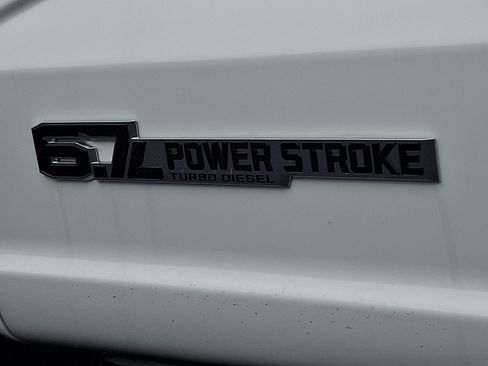 Used 2024 Ford F550 2WD Regular Cab Super Duty image 21