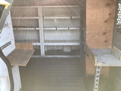 Used 2015 GMC Savana 2500 image 18