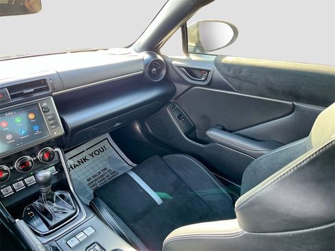 Used 2024 Toyota GR86 Premium image 22