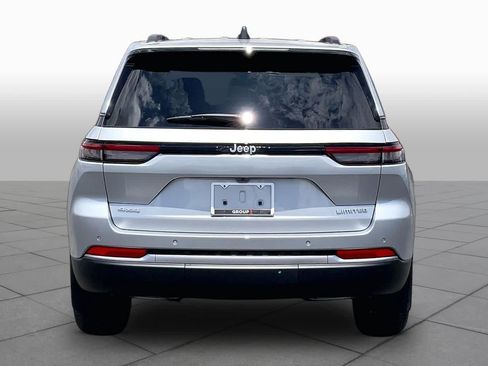 Used 2026 Jeep Grand Cherokee Limited AWD/4WD image 5
