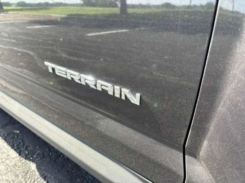 Used 2015 GMC Terrain SLT w/ Chrome Appearance Package FWD image 13
