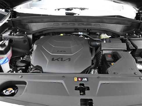 New 2025 Kia Telluride S image 11