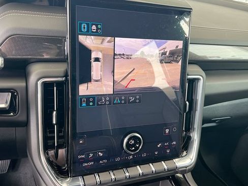 New 2026 GMC Yukon Elevation RWD image 9