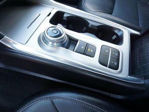 Certified 2022 Ford Explorer Limited w/ Limited Technology Package image 29