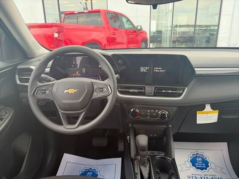 New 2026 Chevrolet TrailBlazer LS FWD image 14