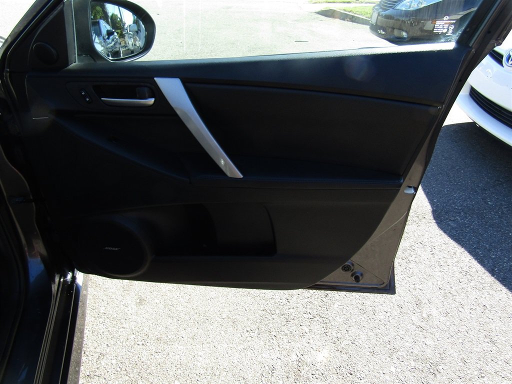 Used 2010 MAZDA MAZDA3 s Grand Touring FWD image 19