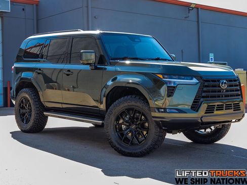 Used 2025 Lexus GX 550 w/ Accessory Package (Z1) image 1