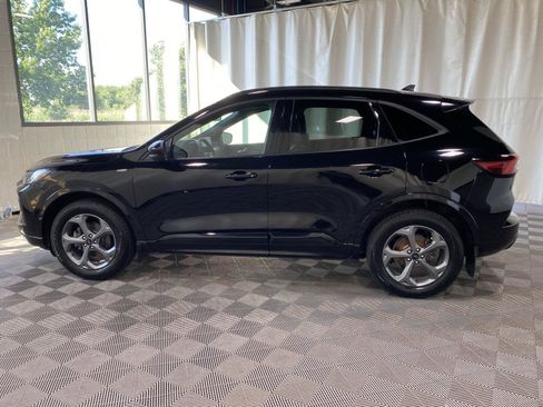 Used 2023 Ford Escape ST-Line Select w/ Tech Pack #2 AWD/4WD image 5