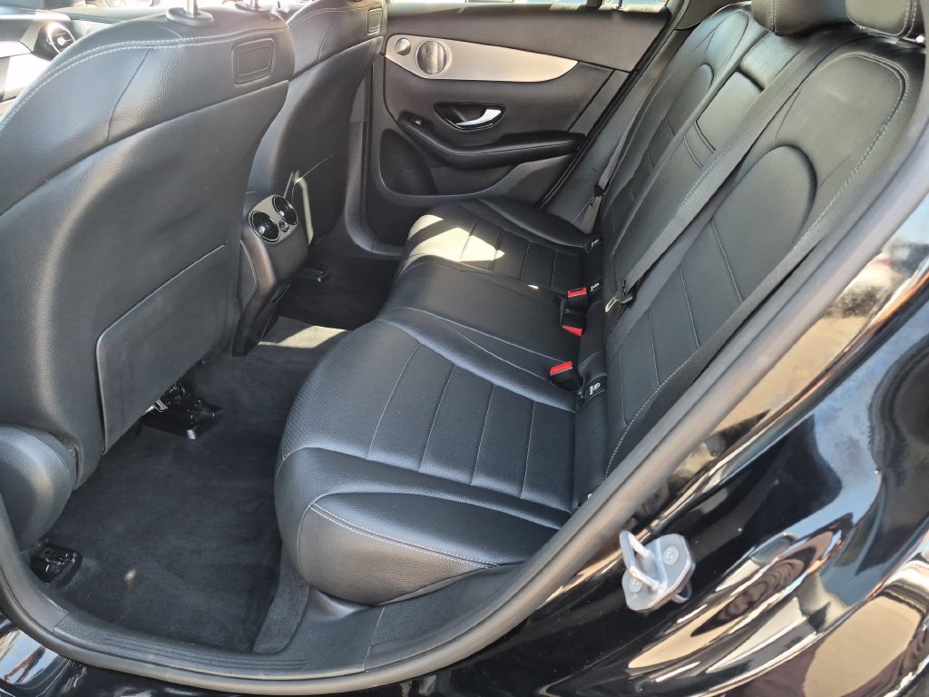 Used 2019 Mercedes-Benz GLC 300 4MATIC Coupe image 35