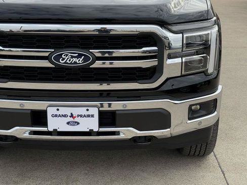 New 2026 Ford F150 Lariat w/ Equipment Group 502A High AWD/4WD image 9