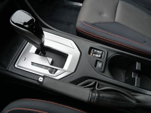 Used 2023 Subaru Crosstrek 2.0i Premium image 32