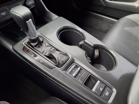 Used 2025 Honda Civic Sport Touring image 13