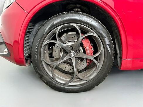 Used 2018 Alfa Romeo Stelvio Quadrifoglio w/ Driver Assist Dynamic Package image 35