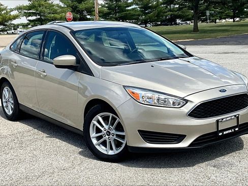 Used 2018 Ford Focus SE image 37