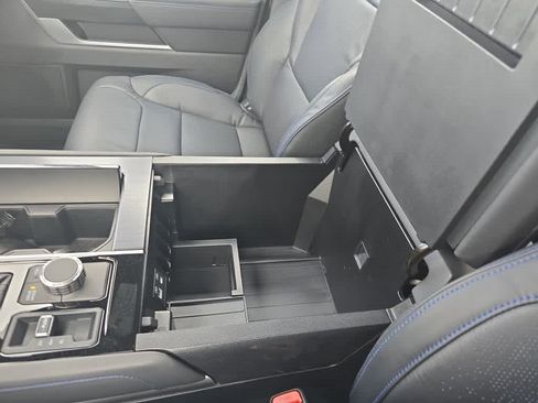 New 2025 Toyota Tundra Platinum image 39