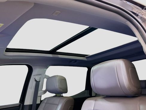 Used 2024 Toyota Tundra Limited w/ Power Package image 19