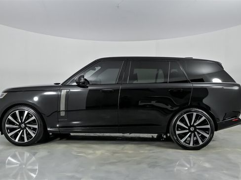 Used 2023 Land Rover Range Rover SV AWD/4WD image 8