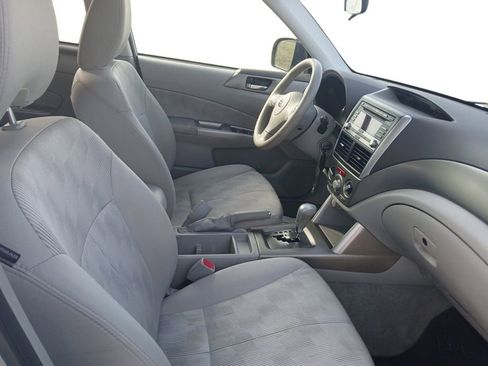Used 2010 Subaru Forester 2.5X Premium image 16