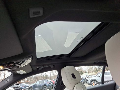 Used 2025 BMW i5 xDrive40 w/ Premium Package image 14