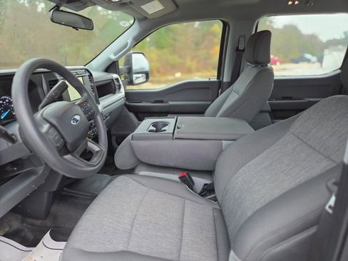 Used 2024 Ford F250 XL image 23