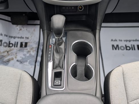 Used 2023 Chevrolet Equinox LS image 23