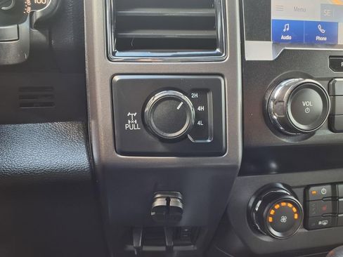 Used 2020 Ford F150 XLT w/ Equipment Group 302A Luxury AWD/4WD image 12
