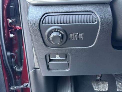 New 2026 Jeep Grand Wagoneer L Limited AWD/4WD image 19