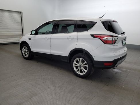 Used 2017 Ford Escape SE AWD/4WD image 3