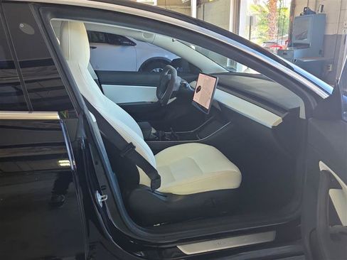 Used 2019 Tesla Model 3 Performance AWD/4WD image 7