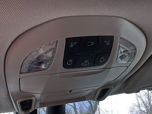 Used 2022 Chrysler Pacifica Limited image 23