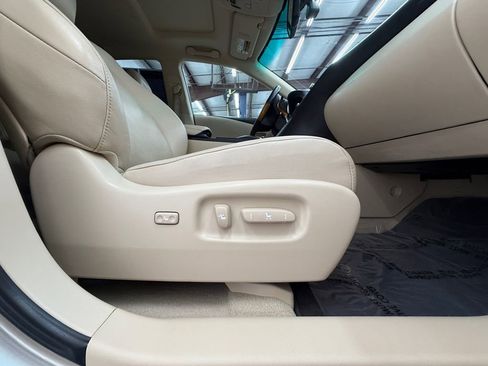 Used 2011 Lexus RX 350 2WD w/ Premium Pkg image 41