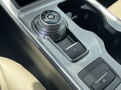 Used 2023 Ford Edge SEL w/ Convenience Package image 25