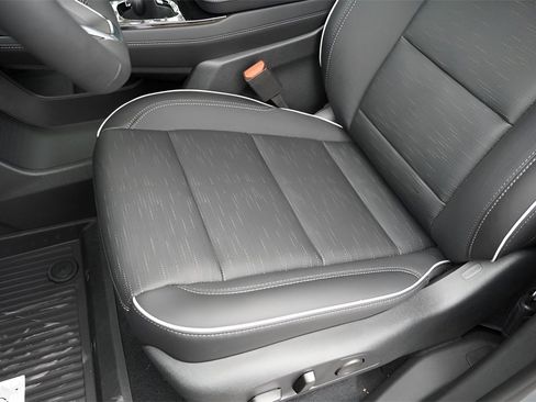 New 2026 Buick Enclave Sport Touring w/ Power Package image 9