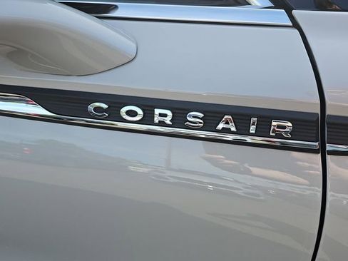 Used 2024 Lincoln Corsair AWD w/ Equipment Group 101A image 33