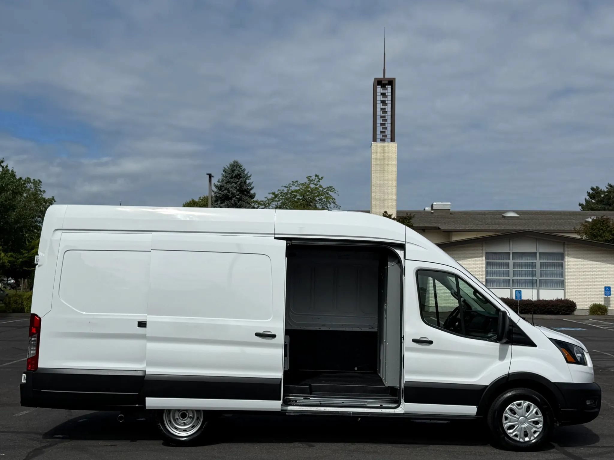 Used 2021 Ford Transit 250 148 High Roof Extended w/ Load Area Protection Package RWD image 23
