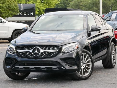 Used 2019 Mercedes-Benz GLC 300 4MATIC Coupe image 18