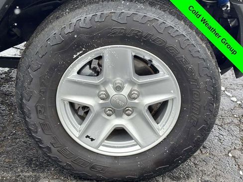 Used 2020 Jeep Gladiator Sport w/ Quick Order Package 24S image 30