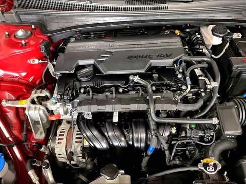 Certified 2023 Hyundai Elantra Limited FWD image 30