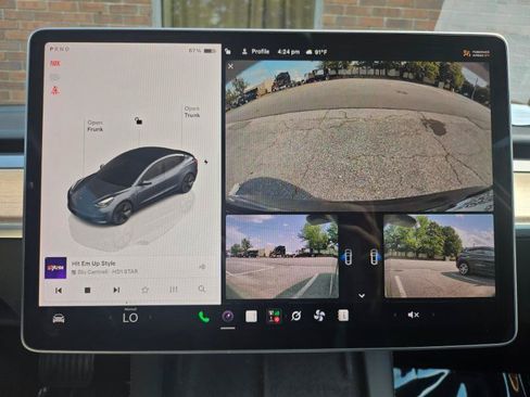 Used 2023 Tesla Model 3 Standard Range RWD image 43