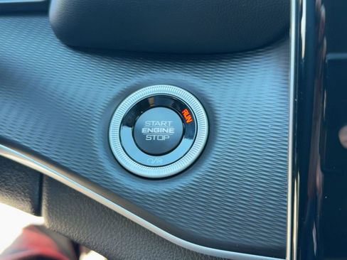 New 2025 Jeep Grand Cherokee Altitude image 25