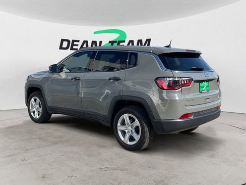 Used 2023 Jeep Compass Sport AWD/4WD image 5