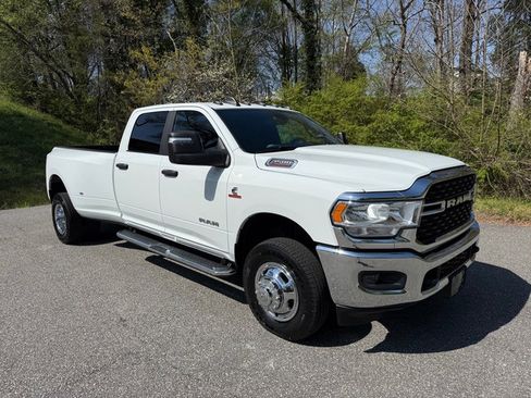 Used 2024 RAM 3500 Big Horn image 4