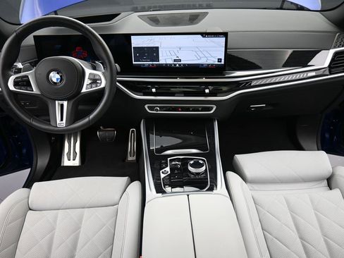 Used 2025 BMW X5 M60i image 13