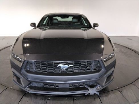 Used 2024 Ford Mustang Premium image 3